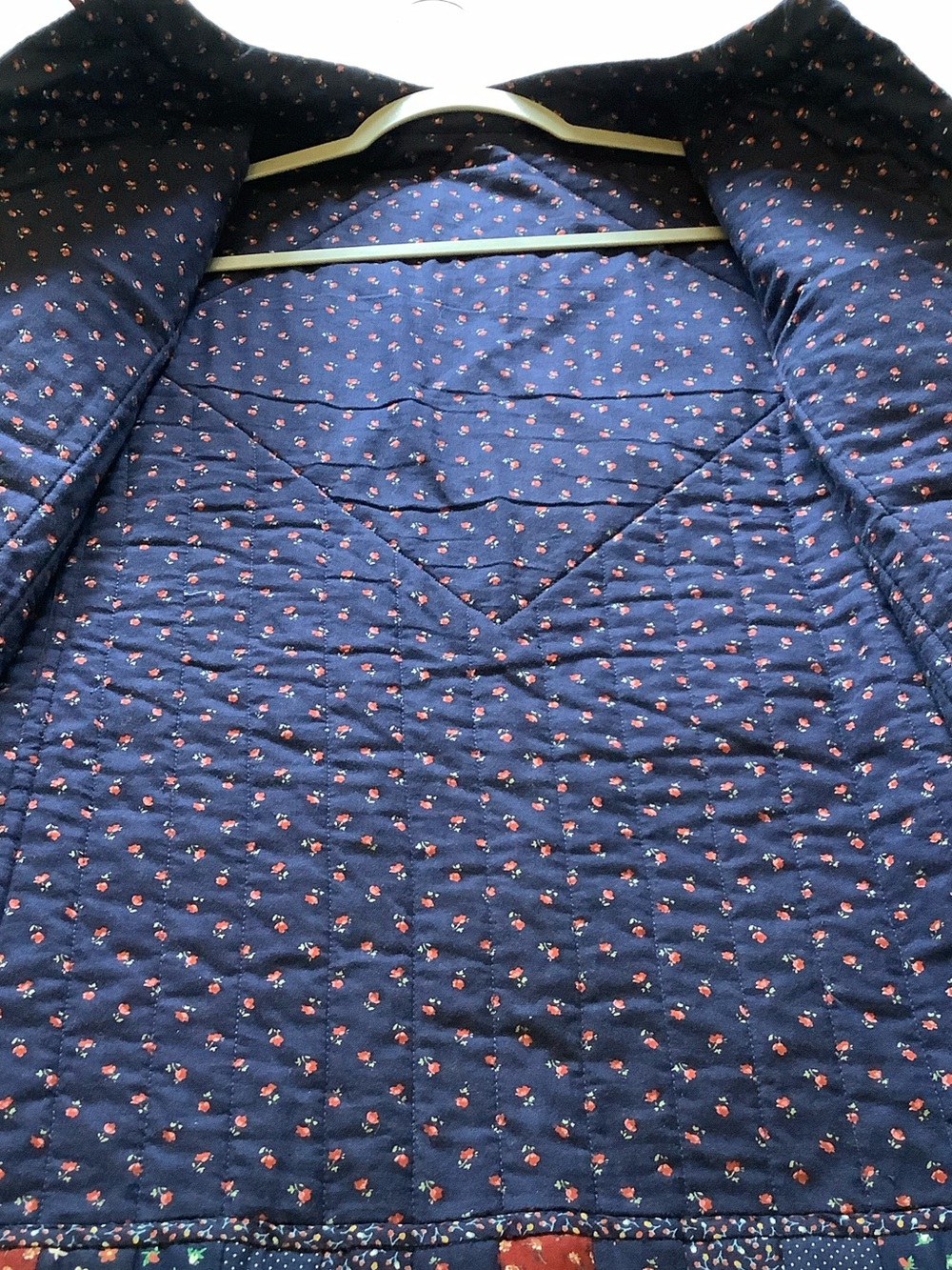 Handmade Quilted Patchwork Utility Tamarack Jacket in Navy and Red - Picture 8 of 9
